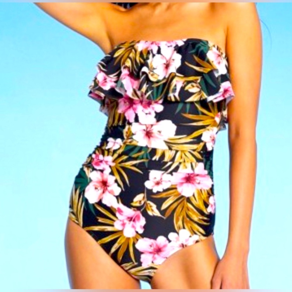 Women’s Bandeau Flounce High Coverage One Piece bathing suit - Kona Sol, Med